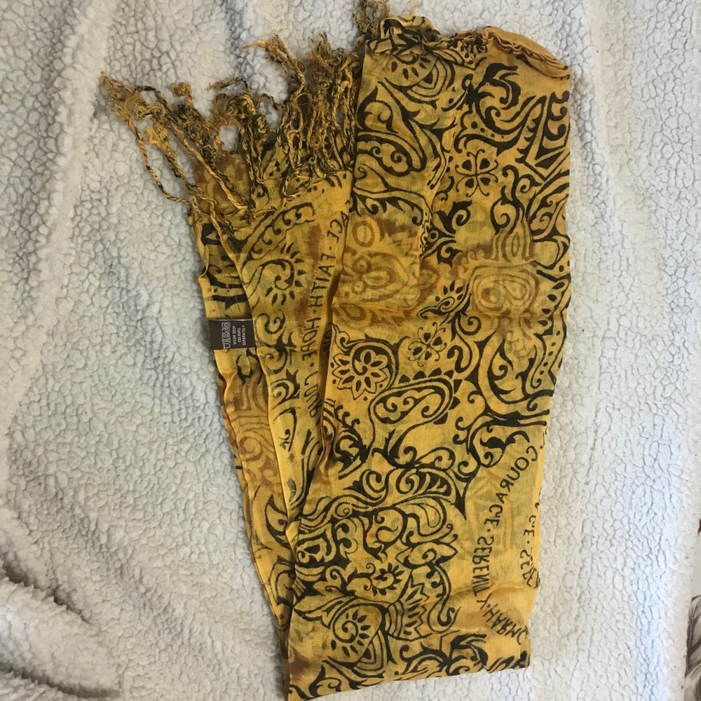 Yellow and brown scarf